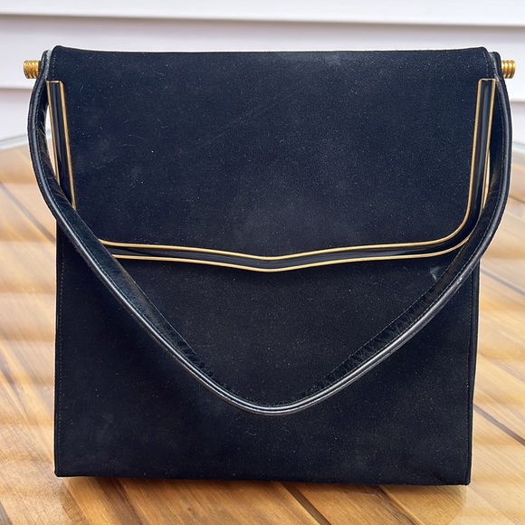 Beautiful, vintage, black suede, perma suede shoulder bag in great condition - Picture 3 of 9